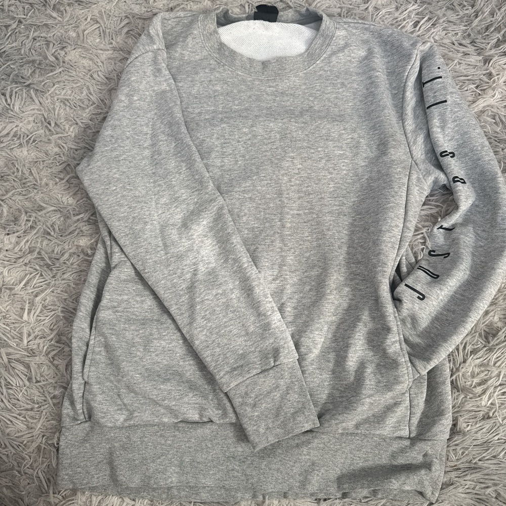 Gray Nike Crewneck Sweatshirt